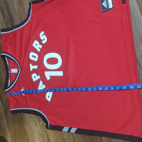 Adidas DeMar DeRozan Red Toronto Raptors #10 Jersey Size Large - Picture 9 of 9